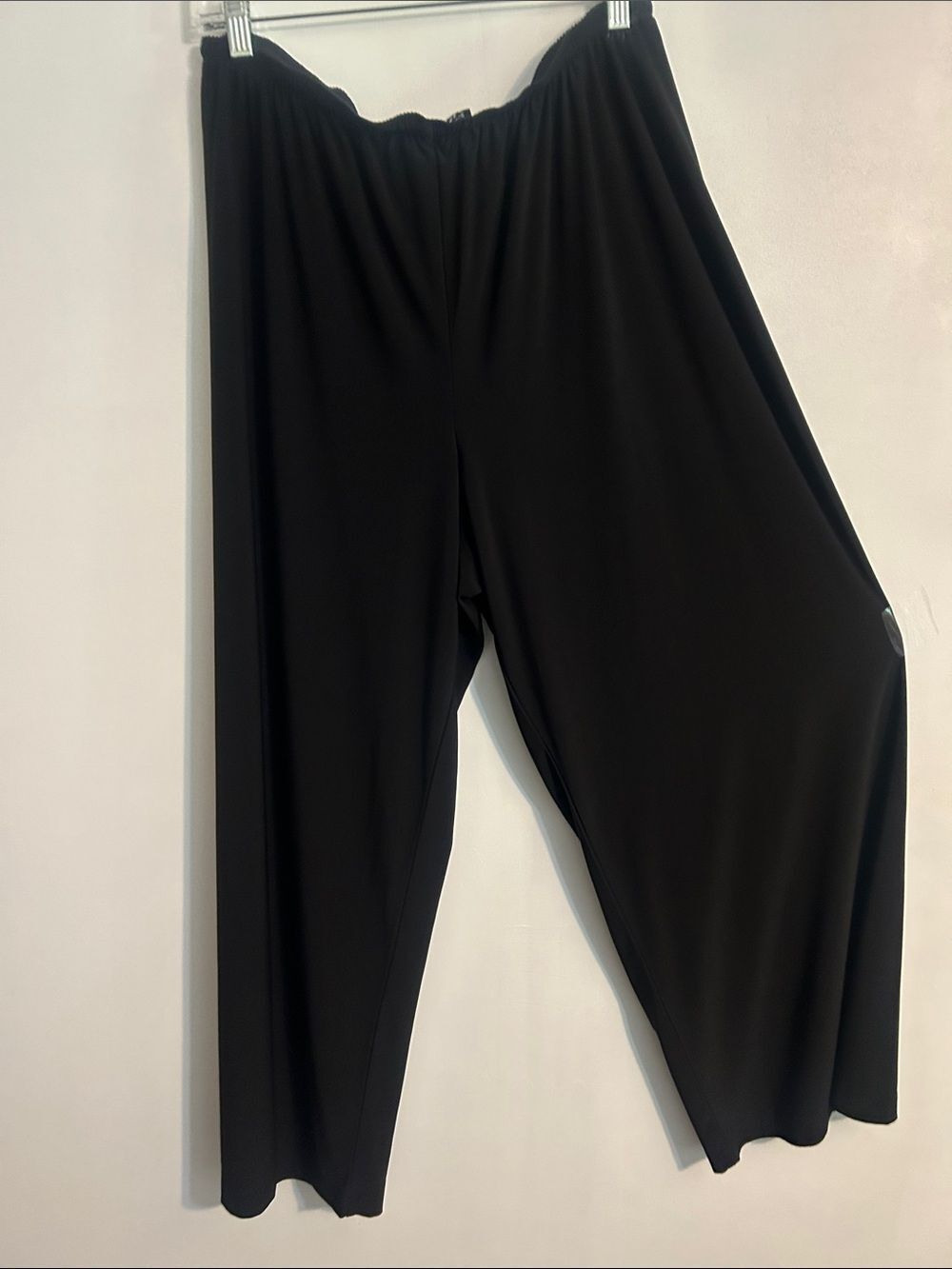 Alex Evenings Woman Black Wide Leg Pull-On Pants